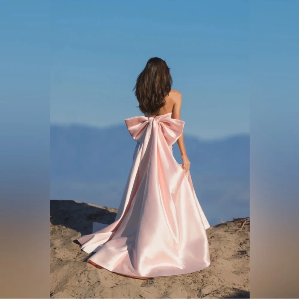 MAC DUGGAL
Pink Strapless Embellished Gown With Back Bow Detail - Picture 17 of 17